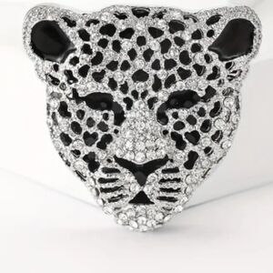 Sparkling Leopard Brooch